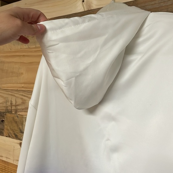 HOGG size Large White and Blue Ombre Lightweight Summer Hoodie with Front Pocket - Picture 6 of 7